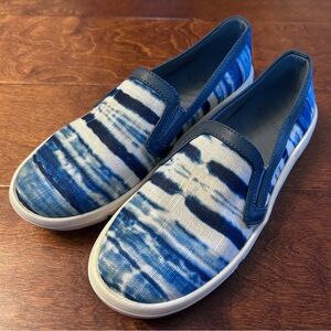 BareTraps Bonaire Canvas Slip On Loafer Sneaker Shoe US 7 Blue Wave Comfy Casual
